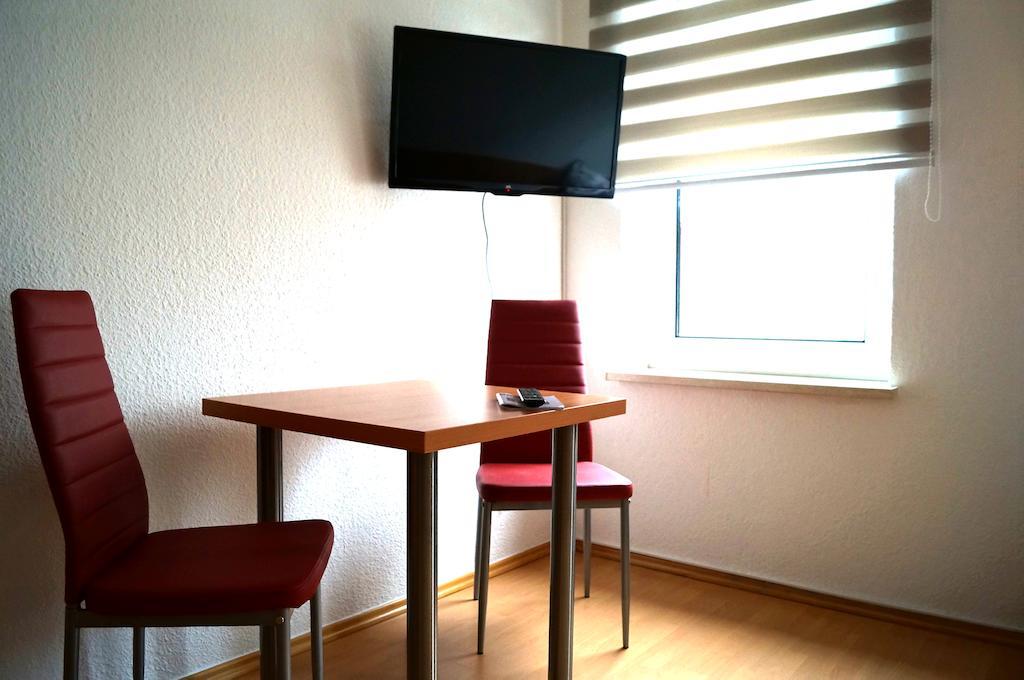 Ferienwohnung Holzhausen 라이프치히 객실 사진